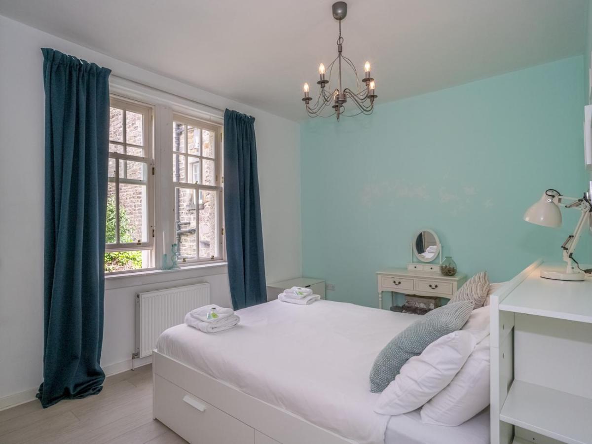 אדינבורו Pass The Keys Central Spacious Flat At Royal Mile מראה חיצוני תמונה