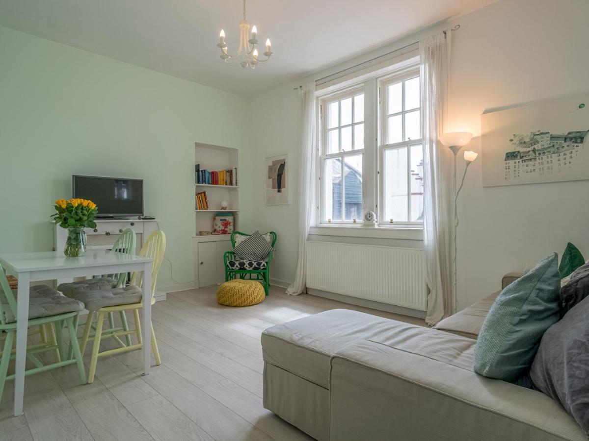 אדינבורו Pass The Keys Central Spacious Flat At Royal Mile מראה חיצוני תמונה
