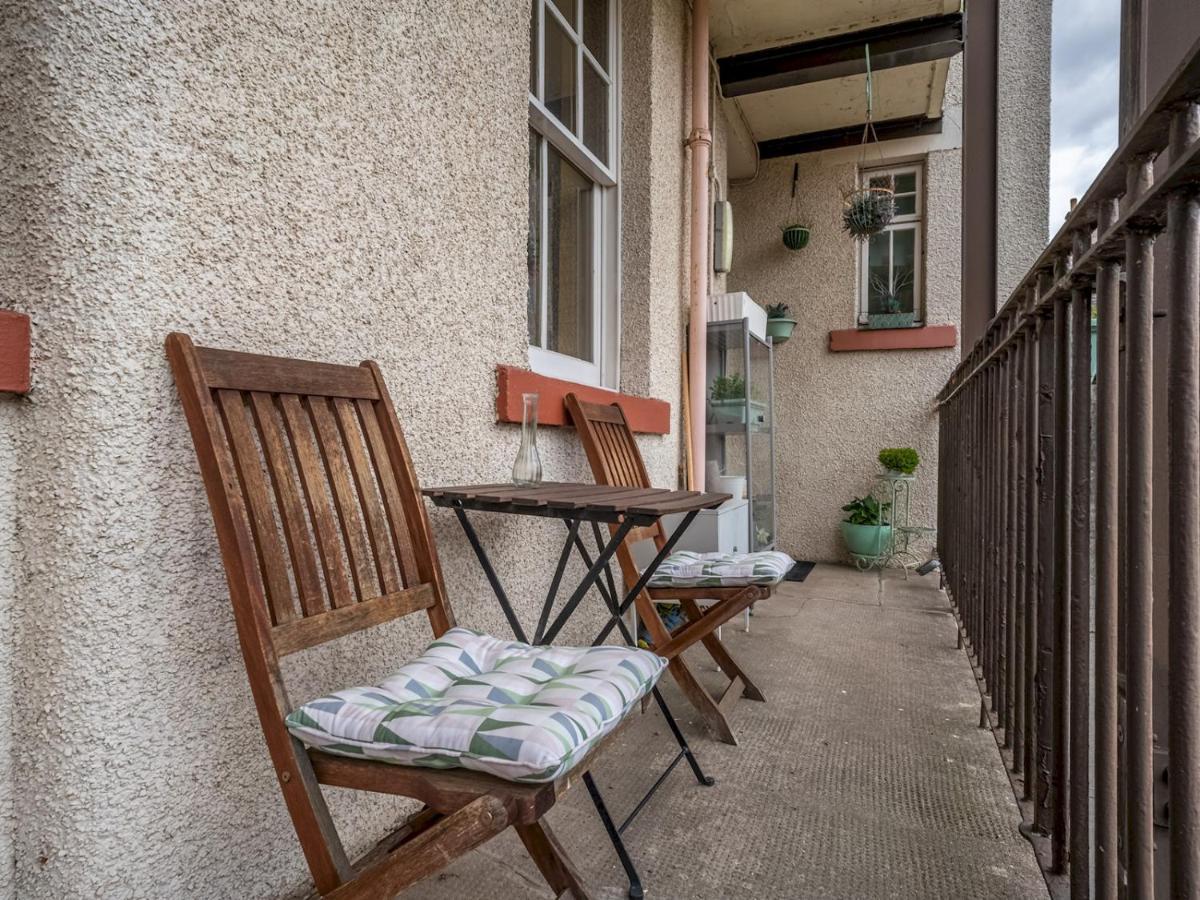 אדינבורו Pass The Keys Central Spacious Flat At Royal Mile מראה חיצוני תמונה